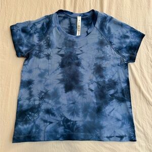 Lululemon Swiftly Tech Tee 2.0 Blue Marble - Cropped to waist length